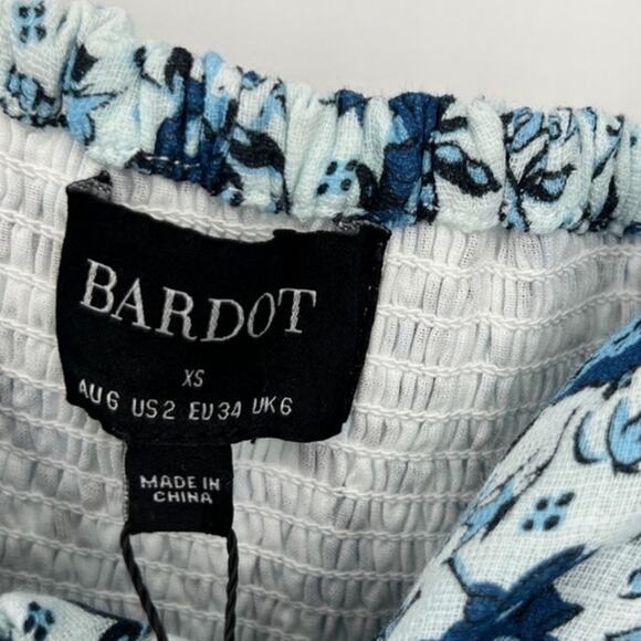 Bardot Blue Floral Linen Off The Shoulder Cropped Top Sz 2 NWT - Picture 5 of 12